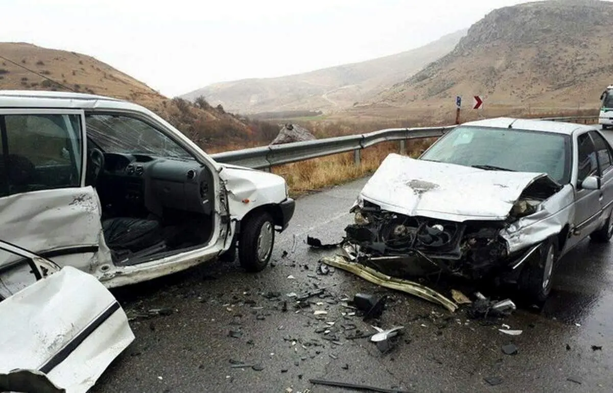 شدت ضربه سقوط از طبقه نهم ساختمان در تصادف با سرعت ۱۲۵ کیلومتر برابر است