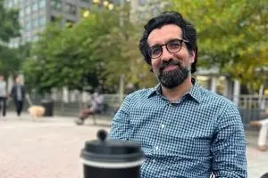 استاد ایرانی از بازداشت اداره مهاجرت آمریکا آزاد شد 