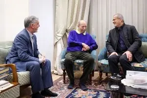 آوازخوانی استاد علی نصیریان در دیدار پزشکیان + فیلم 