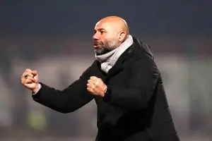 بختیاری‌زاده سرمربی استقلال شد