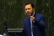 نماینده مردم کرج: بر سر گاو شیرده بین کشورهای شرقی و غربی دعوا است 