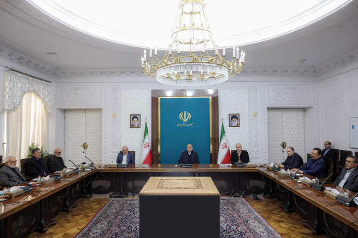 پزشکیان: یکبار برای همیشه مساله ارز و رانت‌ها را حل می‌کنیم