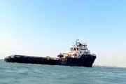 سپاه پاسداران ۲ کشتی حامل سوخت قاچاق یک کشور خارجی را توقیف کرد
