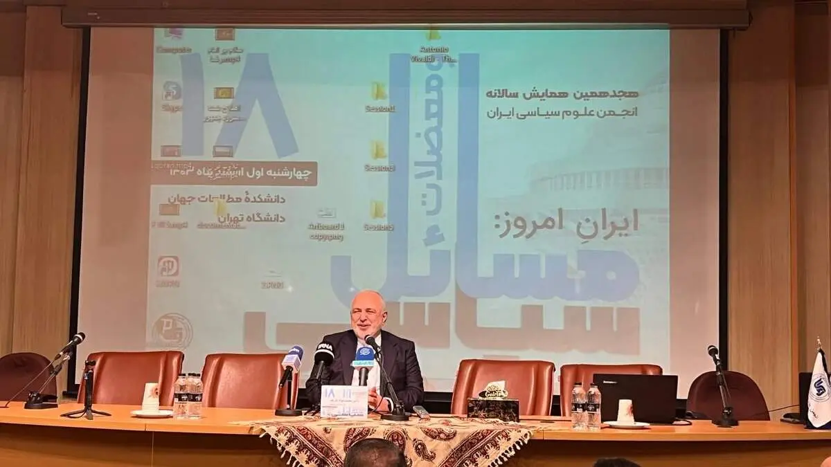 شوخی ظریف با شایعه عزلش + ببینید 