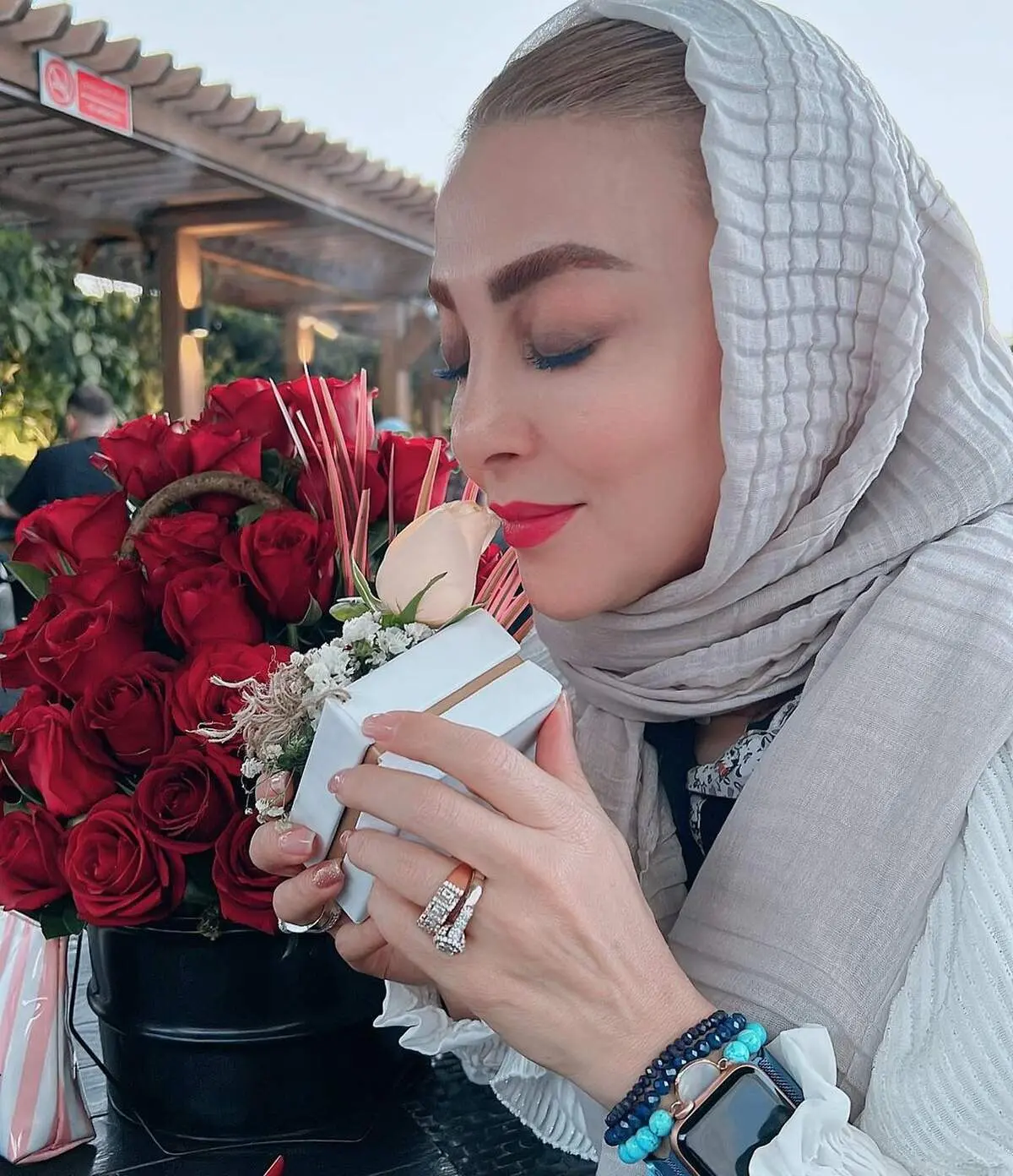 حمله تند ژیلا صادقی به سلبریتی‌ها روی آنتن زنده/ فیلم