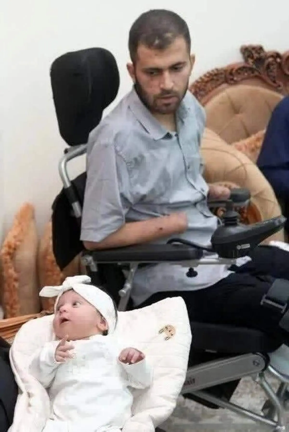 از دست و پا گذشت اما دست از وطن نکشید!