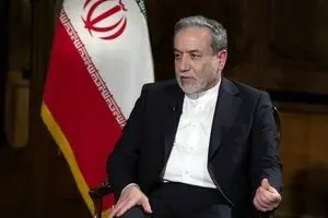 عراقچی: ایران آماده کمک به عبور کشتی‌های ژاپن از تنگه هرمز است