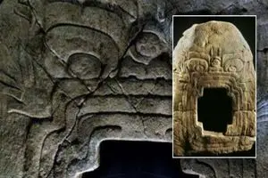 دروازه‌ای به دنیای مردگان پیدا شد