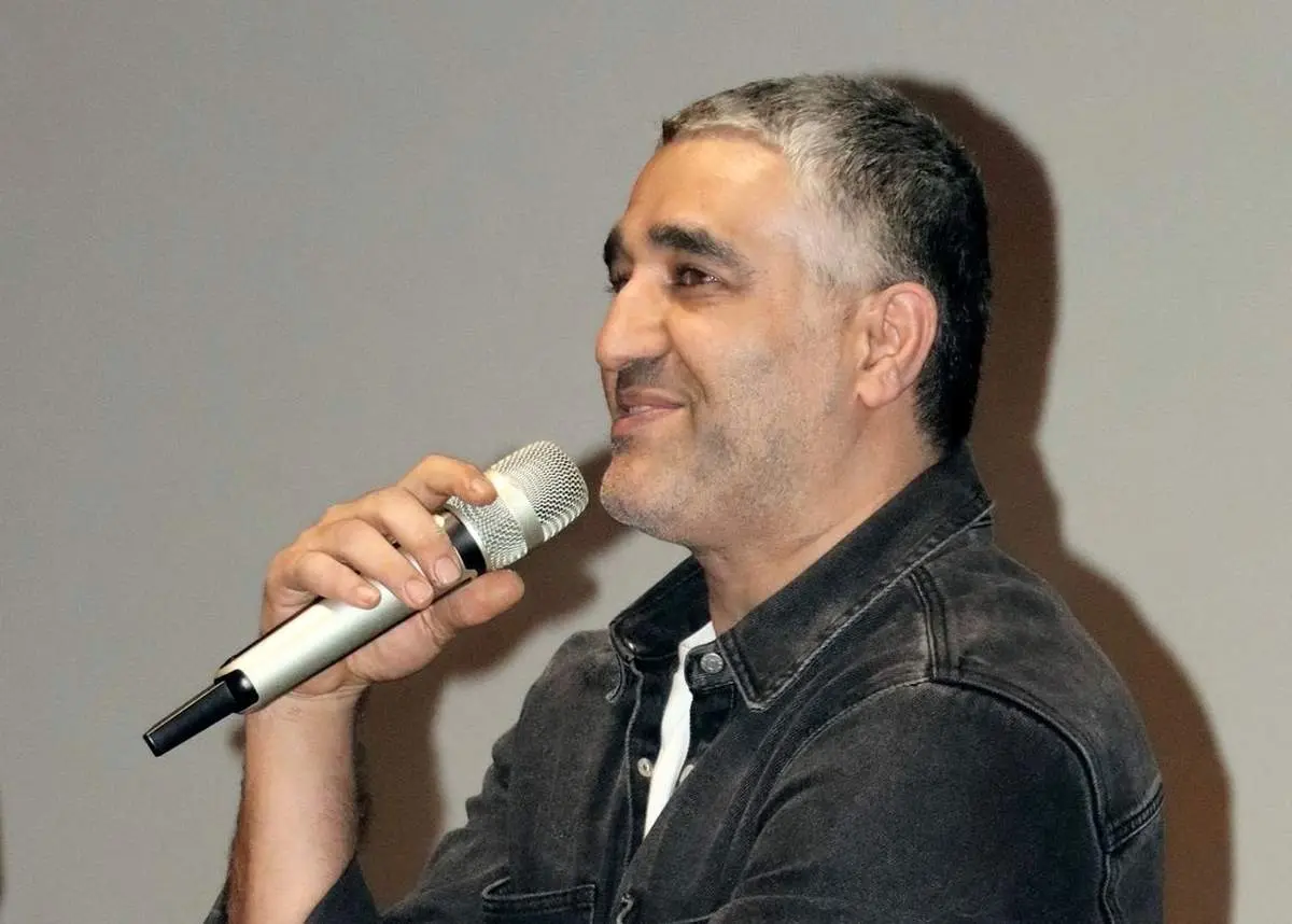 پژمان جمشیدی با اجبار مرا به خانهاش برد و دست و پایم را بست و به من تجاوز کرد