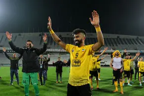 سقف قرارداد باشگاه ها کشک از آب درآمد/ امتیازات کسر شده سپاهان و پرسپولیس برگشت