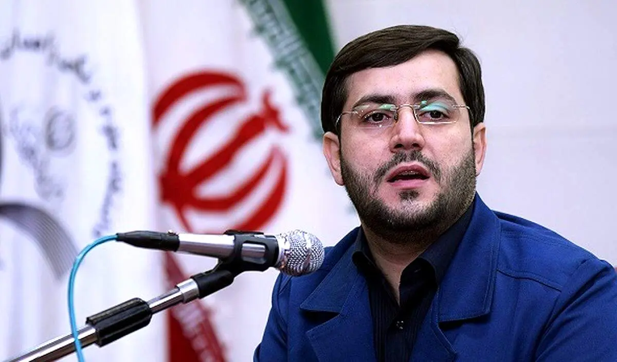 کنایه تند یاسر جبرائیلی به مرکز پژوهش‌های مجلس: دلار را ۲۰۰ هزار تومان کنید تا دولت ایران را گلستان کند!