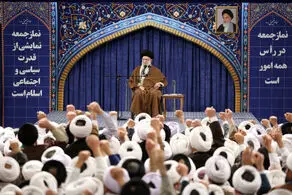 رهبر معظم انقلاب: رسیدن به هدف‌های اسلامی جز با حضور مردم امکان پذیر نیست|  حضور در انتخابات صرفاً تکلیف نیست حق مردم است