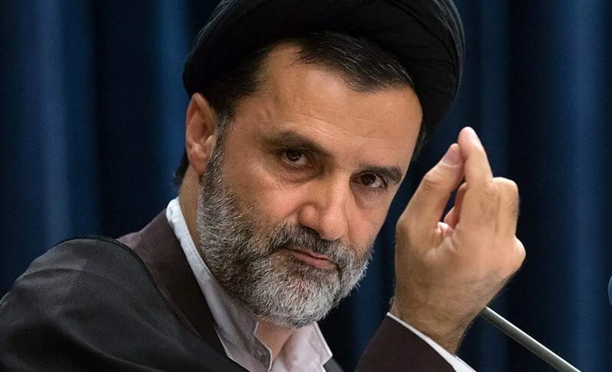 سوال از شمخانی: صهیونیست‌ها اسناد هسته‌ای ادعایی را از کجا تهیه می‌کنند؟ 