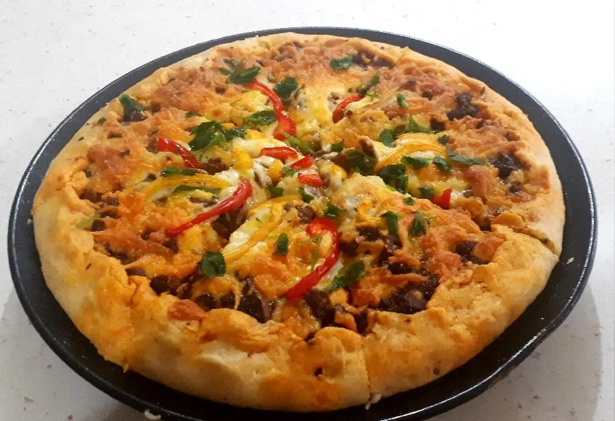 طرز تهیه پیتزا ترکی خوشمزه و پر ملات