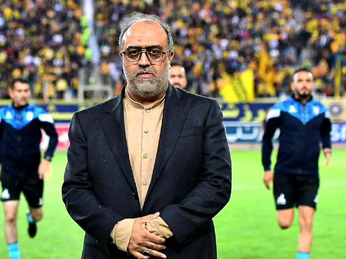 پشت پرده سیاسی مدیرعامل باشگاه سپاهان؛ تصاویری که باعث برکناری مهدی آذربایجانی شد