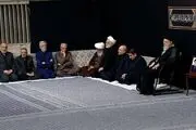 مراسم عزاداری شب عاشورای حسینی (ع) با حضور رهبر انقلاب در حسینیه امام خمینی (ره)