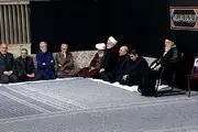 مراسم عزاداری شب عاشورای حسینی (ع) با حضور رهبر انقلاب در حسینیه امام خمینی (ره)