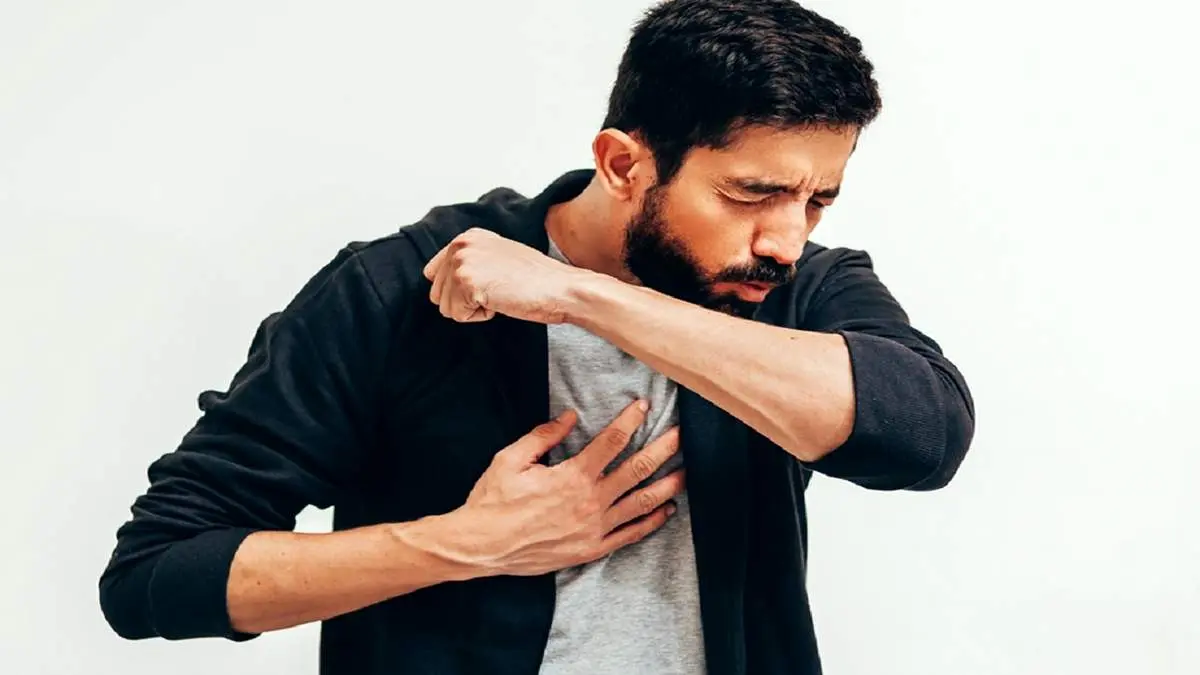 دلایل سرفه بعد از خوردن غذا + راهکارهای پیشنهادی