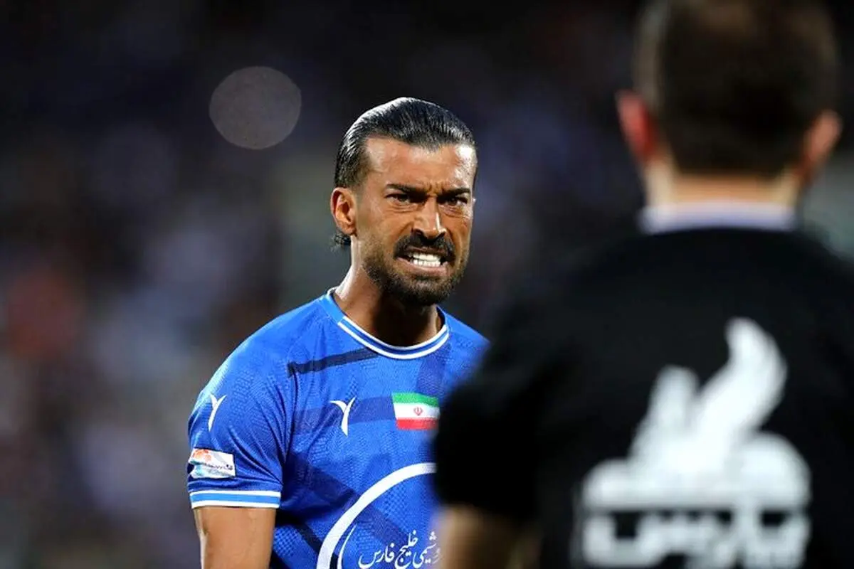 حمایت تمام قد یک پرسپولیسی از رامین رضاییان