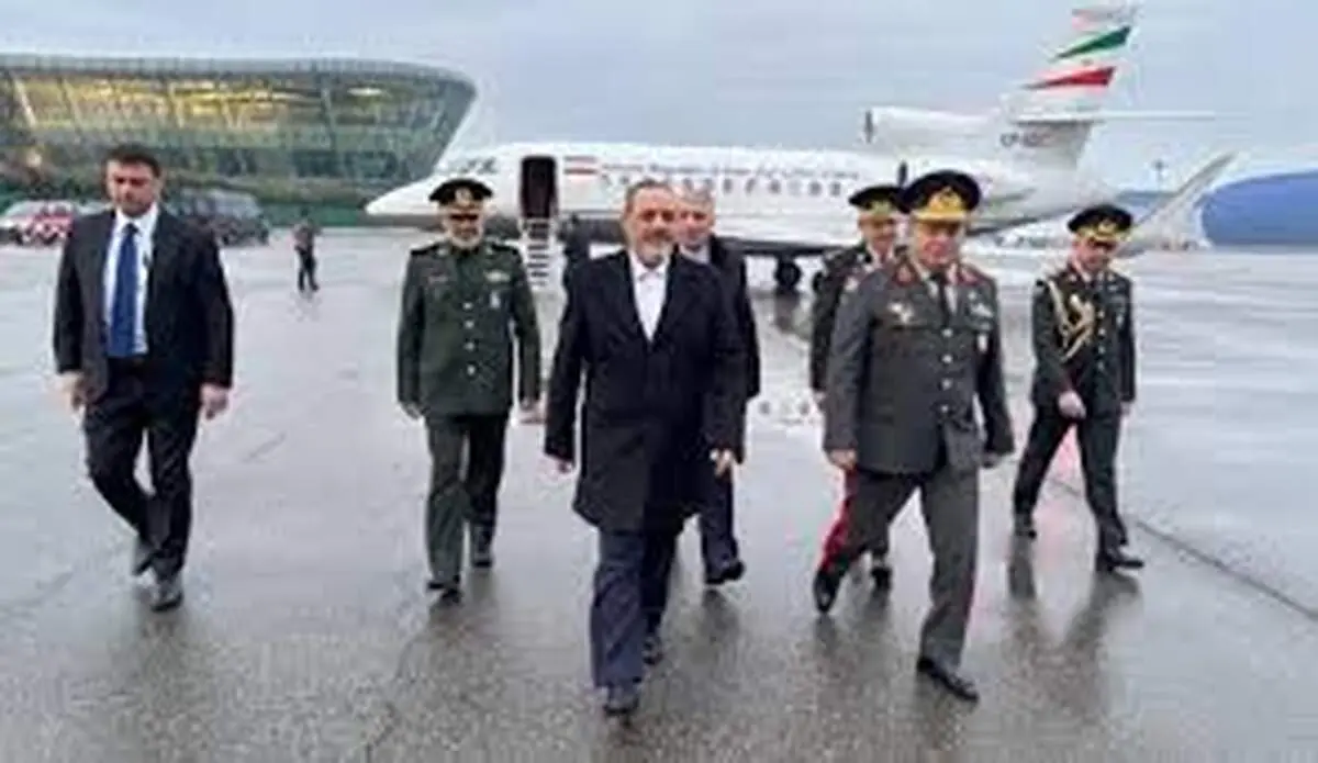 وزیر دفاع ایران وارد باکو شد
