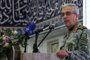 سرلشکر باقری: هر لحظه دستمان بر ماشه و چشمان روی رادار است