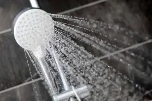 دلیل تاکید و فواید غسل جنابت بعد از رابطه زناشویی