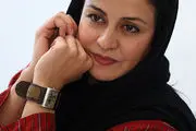 شوخی مریلا زارعی با خواهرش ملیکا در ساندویچی/ فیلم