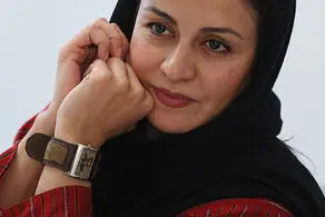 شوخی مریلا زارعی با خواهرش ملیکا در ساندویچی/ فیلم
