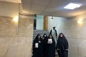 اولین فعال زن سیاسی در انتخابات ثبت نام کرد
