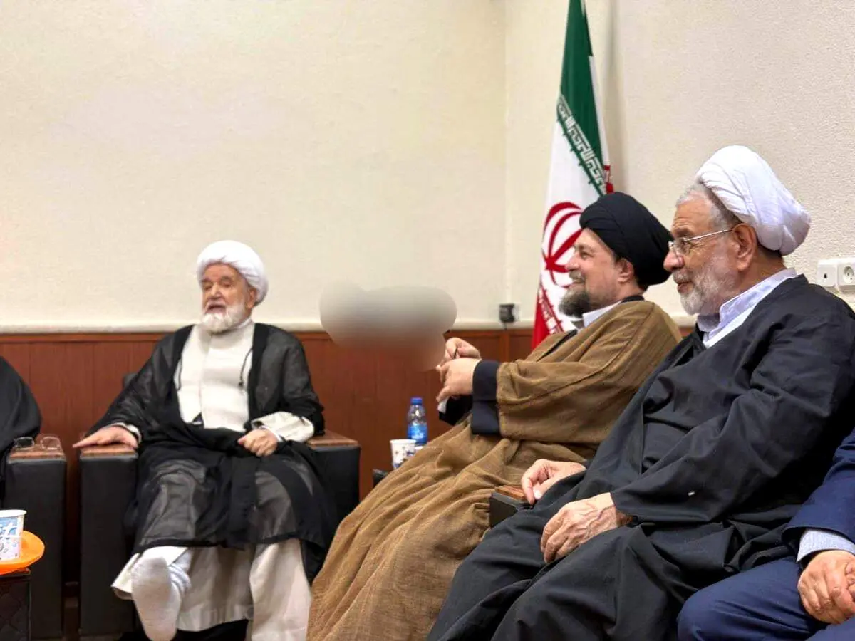 مهدی کروبی با سیدحسن خمینی دیدار کرد