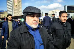 حضور ظریف در راهپیمایی 22 بهمن + عکس 