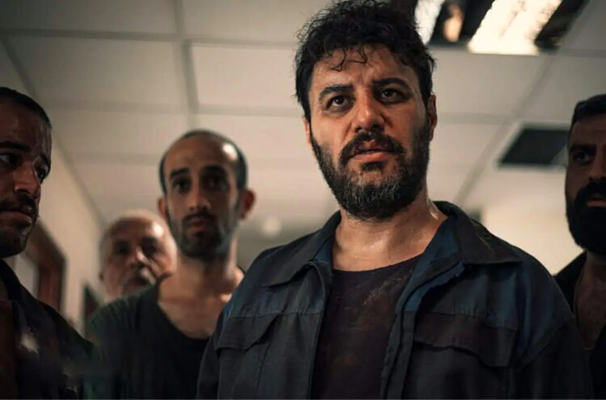 فیلم بدن برهنه جواد عزتی دوباره جنجالی ساخت/ ببینید