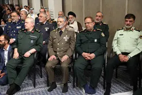 کدام چهره‌های نظامی در دیدار با رهبری حضور داشتند؟+عکس