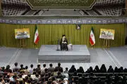 یک ابلهی پیدا میشود میگوید اجتماع مردم در انگلیس کار ایران است/ راه صدور نفت و ارزاق به رژیم صهیونیستی بسته شود