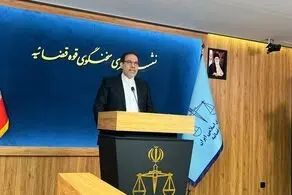 شبنم نعمت‌زاده همچنان متواری است 