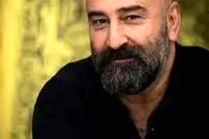 مهران احمدی حق محسن مخملباف را کف دستش گذاشت!/ فیلم