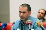 مدیر شبکه پنج سیما: سرافراز اکنون، مسحور چون «زامبی» است