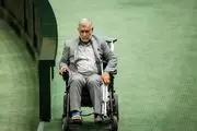 نماینده مجلس با شکل و ظاهر جدید به بهارستان رفت+عکس