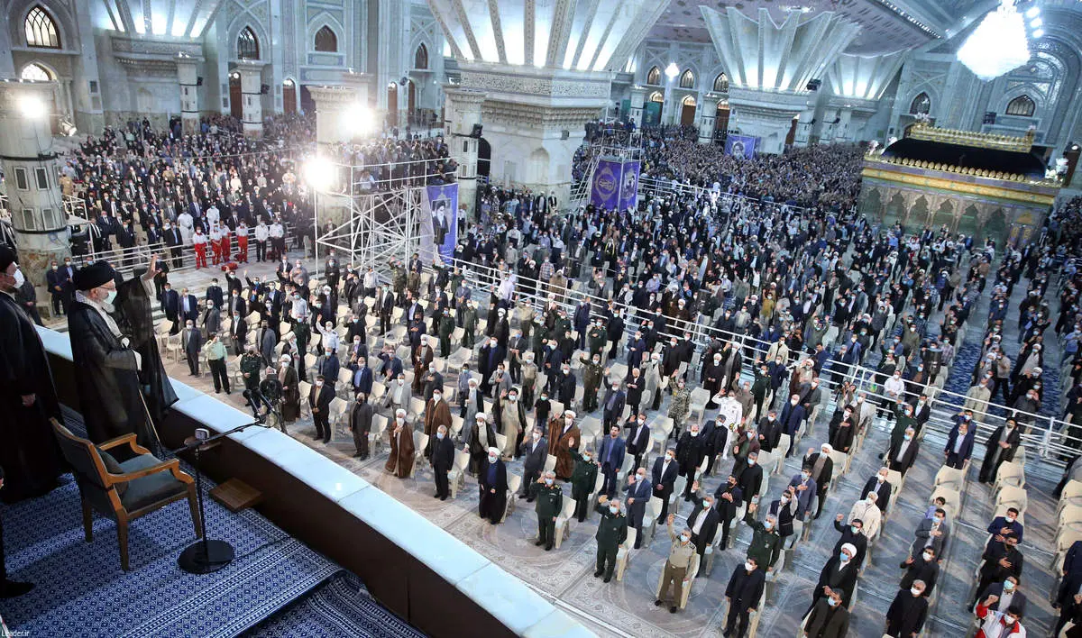 بسیاری از ابعاد شخصیت امام بزرگوار همچنان ناشناخته است/ در فضای مجازی عده ای، کارشان القاء، به بنبست رسیدن کشور است/ باید عاملان خرابکاریها در قضیه آبادان مجازات شوند