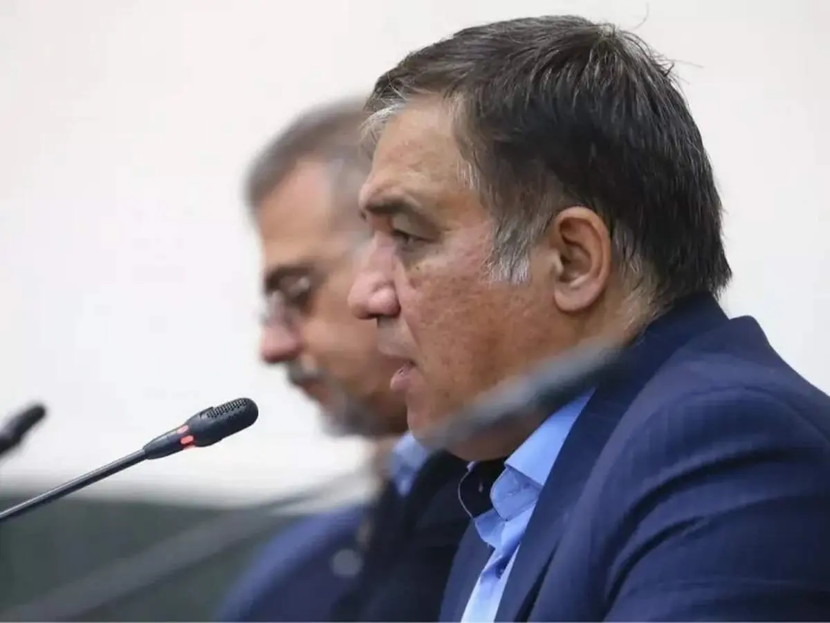 وعده توئیتی تاجرنیا به هواداران؛ واکنش به مشکل مجوز حرفه ای استقلال!