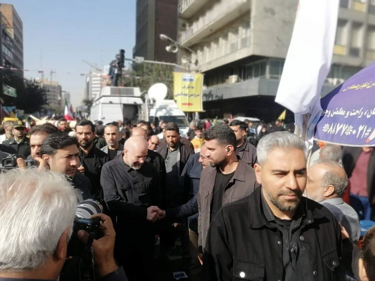 حضور قالیباف در راهپیمایی یوم‌الله ۱۳ آبان + عکس 