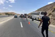 واژگونی هولناک اتوبوس در گردنه حیران/ جزئیات