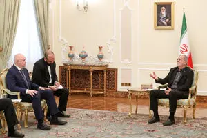 پزشکیان‌: مصمم به اجرای سریع و دقیق برنامه جامع همکاری‌های راهبردی دو کشور هستیم/ سیویلف: هیچ کس قادر نخواهد بود در روابط راهبردی تهران و مسکو خللی ایجاد کند