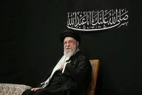 لحظه ورود رهبر انقلاب به حسینیه امام خمینی