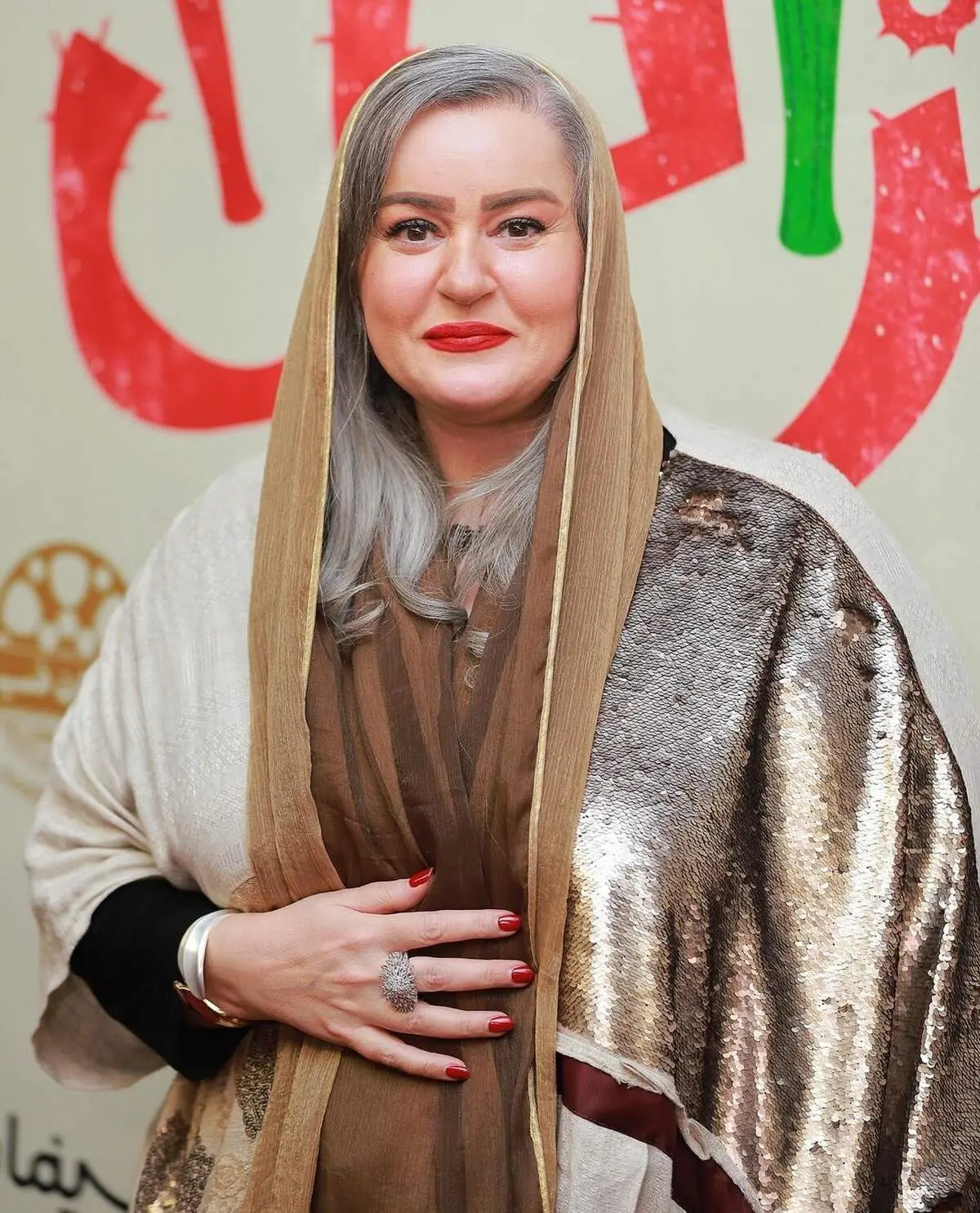 نعیمه نظام‌دوست: آنقدر سبزه گره زدم، داغان شدم!/ فیلم