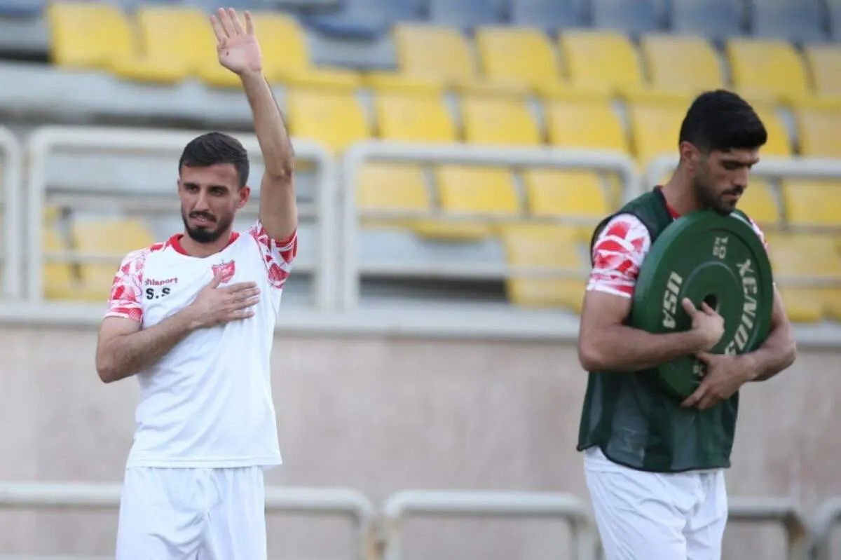 جور خط حمله پرسپولیس روی گردن دو ستاره