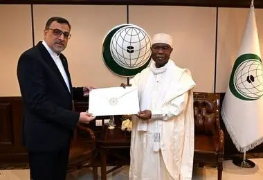 تقدیم استوارنامه نماینده جدید ایران به دبیرکل سازمان همکاری اسلامی