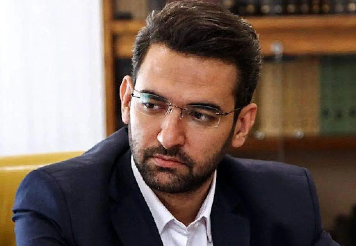 واکنش آذری جهرمی به اینفوگرافی جنجالی: این اشتباهات به خاطر کم شدن بینایی در اثر حب و بغض است!