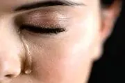 عکسی تلخ از یک زن در گوشه خیابان شکار شد+ تصویر
