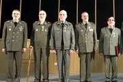 نشان فداکاری به ۴ فرمانده اسبق نیروی زمینی ارتش اهدا شد
